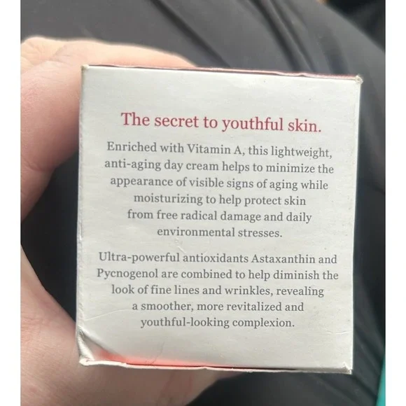 Derma E Anti Aging Regenerative Day Cream Vitamin A 2oz - Picture 3 of 5